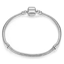 Load image into Gallery viewer, Sonkifa Charm Heart Shape Bracelet